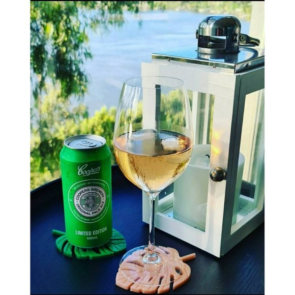 Monstera leaf silicone mold for resin - Picture 2 of 2